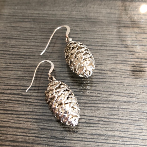 Vintage Silver Plated Tiny Pinecone Earrings - Picture 3 of 11